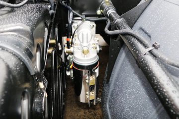 һ����� J6P�ؿ� ������ 420���� 6X4ǣ����(CA4250P66K24T1E5)ͼƬ