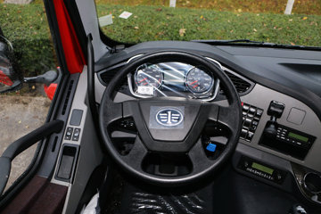 һ����� J6P�ؿ� ��ͨ�� 350���� 8X4 9.5���ػ���(CA1310P66K2L7T4E5)ͼƬ