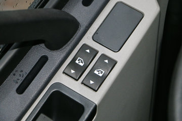 һ����� J6P�ؿ� ��ͨ�� 350���� 8X4 9.5���ػ���(CA1310P66K2L7T4E5)ͼƬ