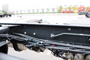 һ����� J6P�ؿ� ��ͨ�� 350���� 8X4 9.5���ػ���(CA1310P66K2L7T4E5)ͼƬ