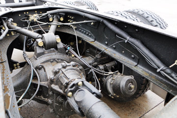 һ����� J6P�ؿ� ��ͨ�� 350���� 8X4 9.5���ػ���(CA1310P66K2L7T4E5)ͼƬ