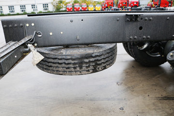 һ����� J6P�ؿ� ��ͨ�� 350���� 8X4 9.5���ػ���(CA1310P66K2L7T4E5)ͼƬ