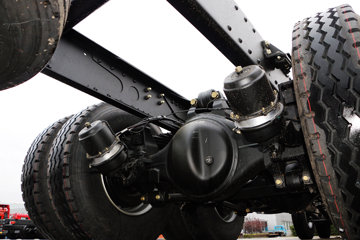 һ����� J6P�ؿ� ��ͨ�� 350���� 8X4 9.5���ػ���(CA1310P66K2L7T4E5)ͼƬ