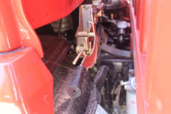 东风商用车 天锦中卡 160马力 4X2 6.8米厢式载货车(DFL5160XXYBX18)