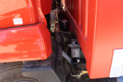 东风商用车 天锦中卡 160马力 4X2 6.8米厢式载货车(DFL5160XXYBX18)