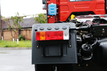 һ����� J6P�ؿ� �������� 350���� 6X4ǣ����(CA4250P66K2T1E5)ͼƬ