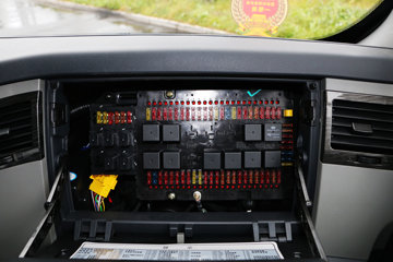 һ����� J6P�ؿ� �������� 350���� 6X4ǣ����(CA4250P66K2T1E5)ͼƬ