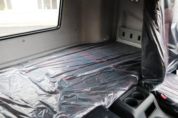 һ����� J6P�ؿ� �������� 350���� 6X4ǣ����(CA4250P66K2T1E5)ͼƬ