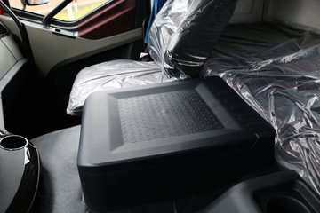 һ����� J6P�ؿ� �������� 350���� 6X4ǣ����(CA4250P66K2T1E5)ͼƬ