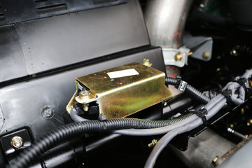 һ����� J6P�ؿ� �������� 350���� 6X4ǣ����(CA4250P66K2T1E5)ͼƬ