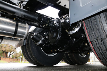 һ����� J6P�ؿ� �������� 350���� 6X4ǣ����(CA4250P66K2T1E5)ͼƬ