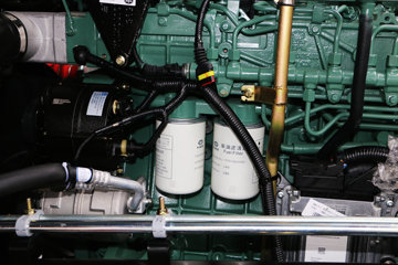 һ����� J6P�ؿ� �������� 350���� 6X4ǣ����(CA4250P66K2T1E5)ͼƬ