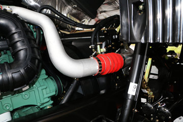 һ����� J6P�ؿ� �������� 350���� 6X4ǣ����(CA4250P66K2T1E5)ͼƬ