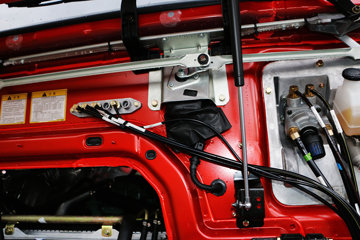 һ����� J6P�ؿ� �������� 350���� 6X4ǣ����(CA4250P66K2T1E5)ͼƬ