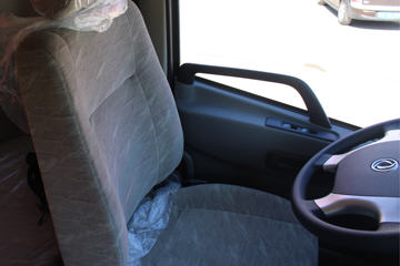 �������ó� ����п� 160���� 4X2 7.7����ʽ�ػ���ͼƬ
