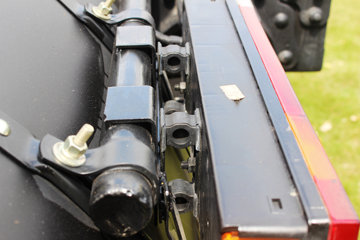 �Ĵ��ִ� �µ�800W�ؿ� 310���� 4X2ǣ����(CNJ4180KPG36V)ͼƬ