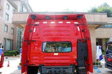 �Ĵ��ִ� �µ�800W�ؿ� 310���� 4X2ǣ����(CNJ4180KPG36V)ͼƬ