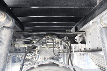 �������ó� �����ؿ� 245���� 6X2 9.6����ʽ�ػ���ͼƬ