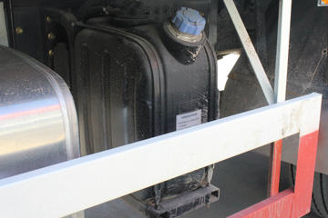 �������ó� �����ؿ� 245���� 6X2 9.6����ʽ�ػ���ͼƬ