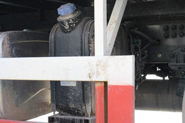 �������ó� �����ؿ� 245���� 6X2 9.6����ʽ�ػ���ͼƬ