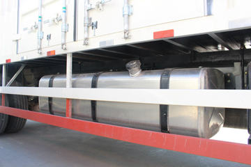 �������ó� �����ؿ� 245���� 6X2 9.6����ʽ�ػ���ͼƬ