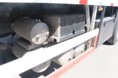 东风商用车 天龙重卡 245马力 6X2 9.6米厢式载货车(DFH5250XXYAX1V)