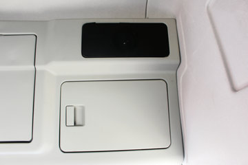 �Ĵ��ִ� �µ�800W�ؿ� 310���� 4X2ǣ����(CNJ4180KPG36V)ͼƬ