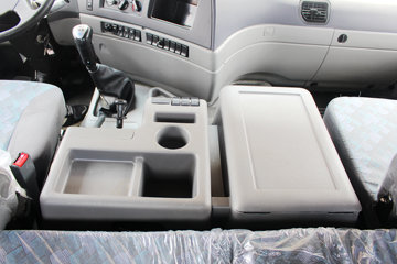 �Ĵ��ִ� �µ�800W�ؿ� 310���� 4X2ǣ����(CNJ4180KPG36V)ͼƬ