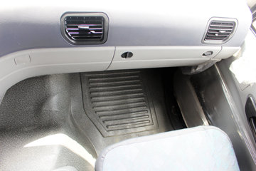 �Ĵ��ִ� �µ�800W�ؿ� 310���� 4X2ǣ����(CNJ4180KPG36V)ͼƬ