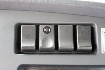 �Ĵ��ִ� �µ�800W�ؿ� 310���� 4X2ǣ����(CNJ4180KPG36V)ͼƬ