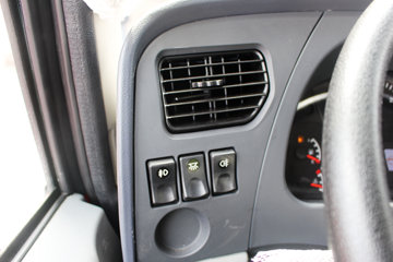 �Ĵ��ִ� �µ�800W�ؿ� 310���� 4X2ǣ����(CNJ4180KPG36V)ͼƬ