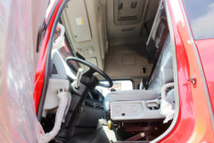 四川现代 致道800W重卡 310马力 4X2牵引车(CNJ4180KPG36V)