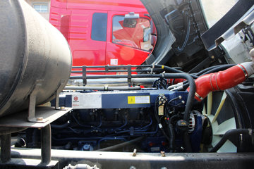 �Ĵ��ִ� �µ�800W�ؿ� 310���� 4X2ǣ����(CNJ4180KPG36V)ͼƬ