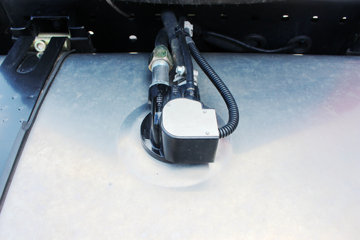 �Ĵ��ִ� �µ�800W�ؿ� 310���� 4X2ǣ����(CNJ4180KPG36V)ͼƬ