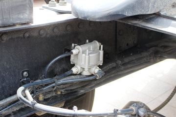 �Ĵ��ִ� �µ�800W�ؿ� 310���� 4X2ǣ����(CNJ4180KPG36V)ͼƬ