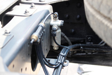 �Ĵ��ִ� �µ�800W�ؿ� 310���� 4X2ǣ����(CNJ4180KPG36V)ͼƬ