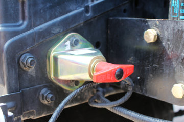 �Ĵ��ִ� �µ�800W�ؿ� 310���� 4X2ǣ����(CNJ4180KPG36V)ͼƬ