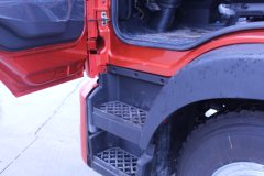 东风 多利卡D9 170马力 4X2 6.8米载货车底盘(EQ5161XXYL9BDGAC)