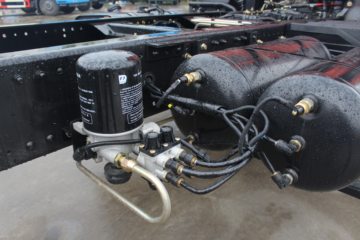 ���� ������D9 170���� 4X2 6.8���ػ�������ͼƬ