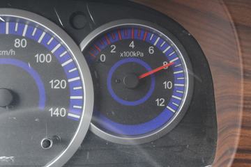 ���� ����4102 ��ֵ�� 129���� 4X2 3.7����ж��(��������)(EQ3041GDAC)ͼƬ