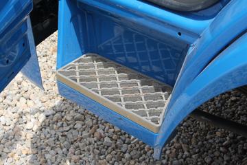 ���� ����4102 ��ֵ�� 129���� 4X2 3.7����ж��(��������)(EQ3041GDAC)ͼƬ