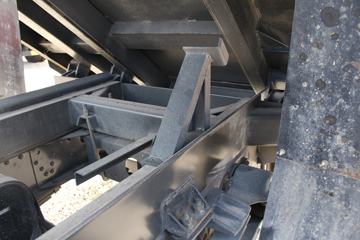 ���� ����4102 ��ֵ�� 129���� 4X2 3.7����ж��(��������)(EQ3041GDAC)ͼƬ