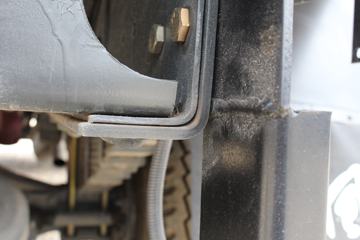 ���� ����4102 ��ֵ�� 129���� 4X2 3.7����ж��(��������)(EQ3041GDAC)ͼƬ