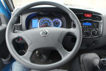 ���� ������D8 160���� 4X2 6.2���Ű������ػ���(EQ1140L8BDF)ͼƬ