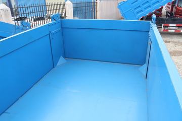 ���� ����4102 ��ֵ�� 129���� 4X2 3.7����ж��(��������)(EQ3041GDAC)ͼƬ