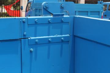 ���� ����4102 ��ֵ�� 129���� 4X2 3.7����ж��(��������)(EQ3041GDAC)ͼƬ