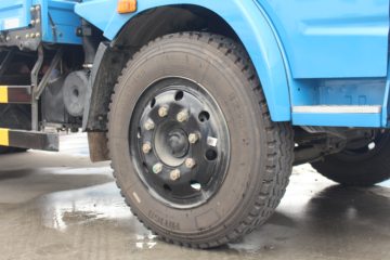 ���� ������D8 160���� 4X2 6.2���Ű������ػ���(EQ1140L8BDF)ͼƬ