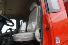 川交汽车 160马力 4X2 3.85米自卸车(CJ3040D4UA)