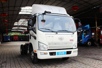 解放 J6F 130马力 4.21米单排轻卡底盘(CA5046XXYP40K2L1E5A84-3)