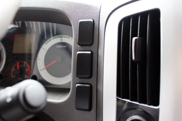 ��� J6F 130���� 4.21�׵����Ῠ����ͼƬ